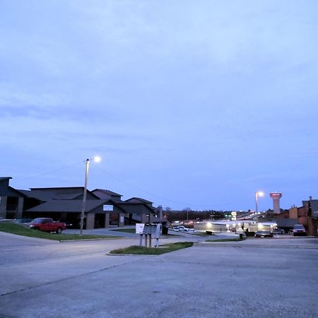 Golden Sunflower'S Apt B1 Lawton Buitenkant foto